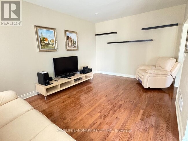 Building Photo - 29 Hans Dr