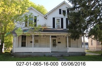 Building Photo - 164 Glessner Ave
