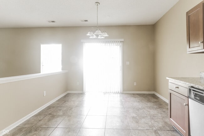 Foto del edificio - 8018 Ithaca Way