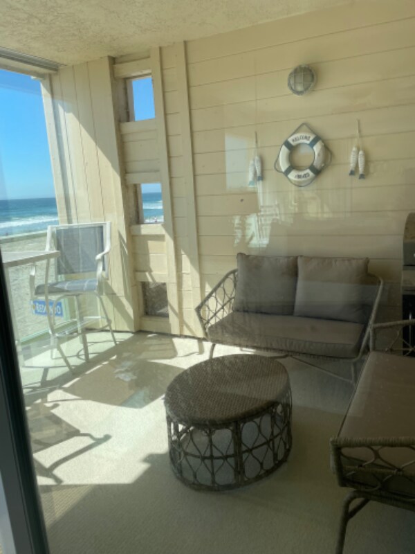 Building Photo - 3755 Ocean Front Walk