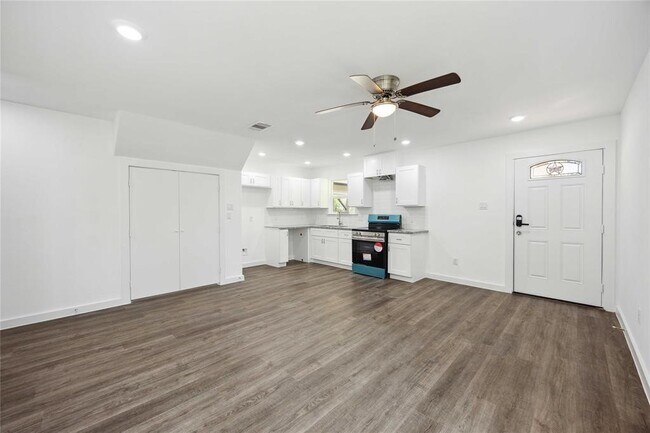 Foto del edificio - 1056 North Ln