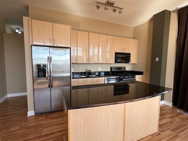 Building Photo - 15 S Throop St