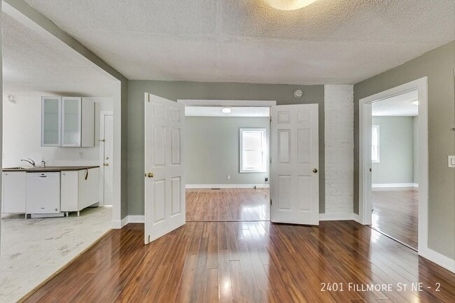 Building Photo - 2401 Fillmore St NE