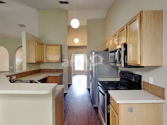 Foto del edificio - 109 Zachary Wade St