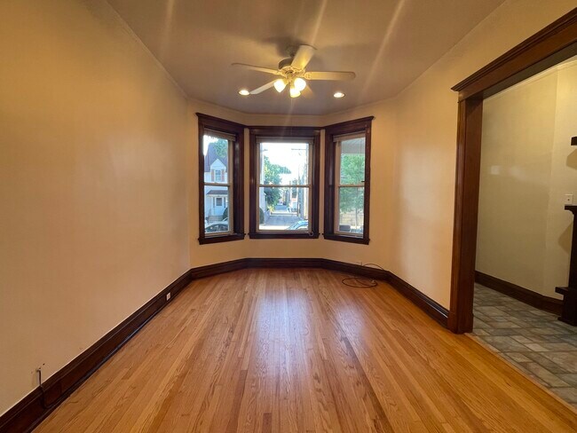 Foto del edificio - 1613 W Berwyn Ave