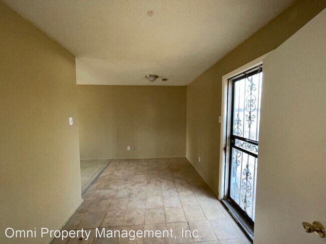 Building Photo - 3 br, 1 bath House - 4402 Sunny View Dr