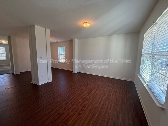 Foto del edificio - 1907 Northrop Dr