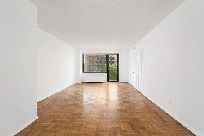 Photo - 201 W 70th St Apartment