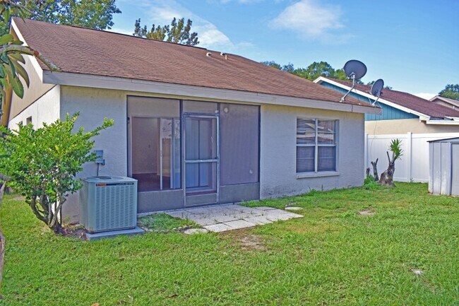 Building Photo - 7603 Caracal Ct