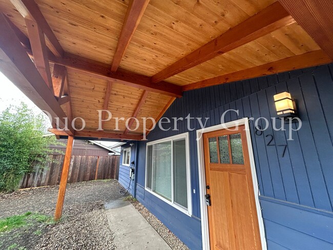 Foto del edificio - Updated South Eugene Home with Large Yard