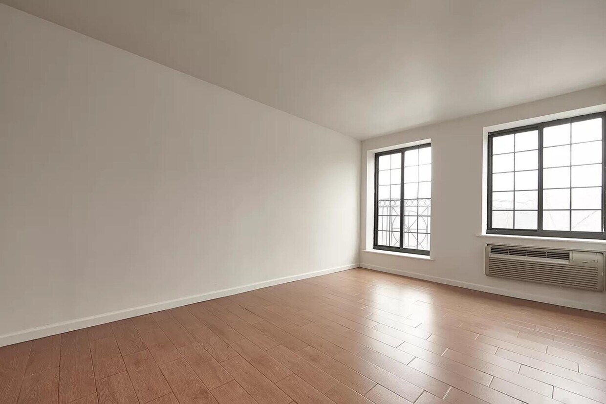 146 Van Cortlandt Park S Unit 4F, The Bronx, NY 10463 Room for Rent