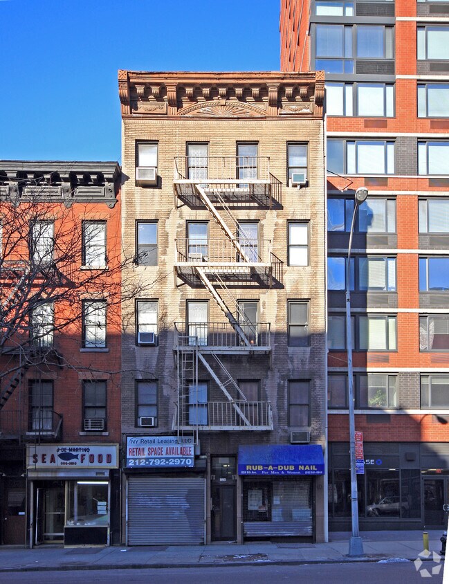 Foto principal - 829 Ninth Ave