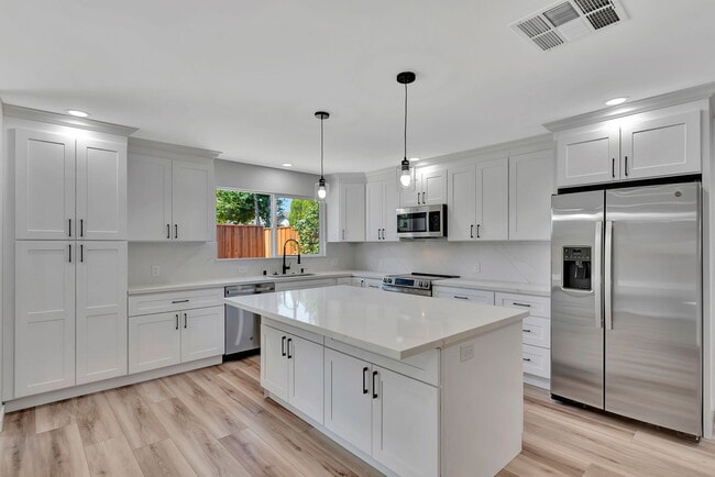 Foto del edificio - 2833 Cadmill Ct
