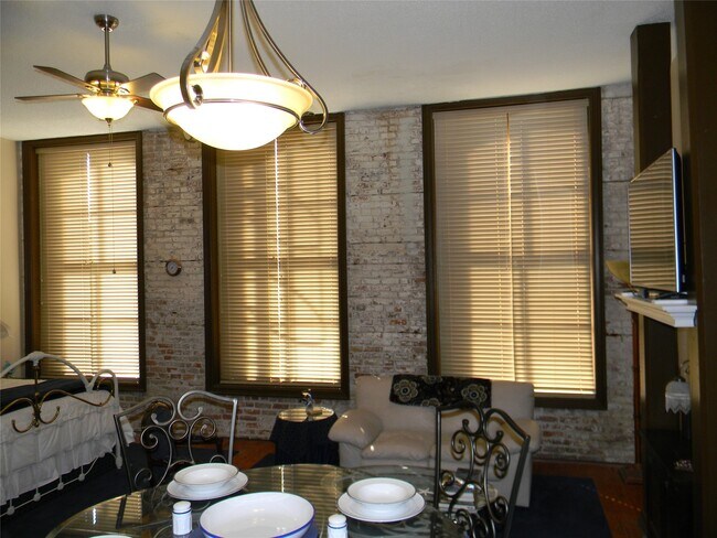 Foto del edificio - 2315 The Strand