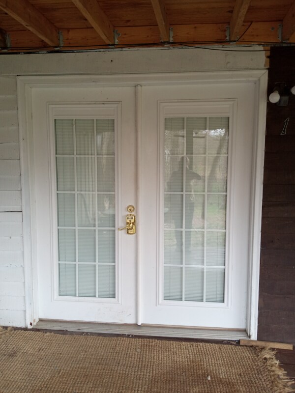 Foto del edificio - 1574 Armstrong Rd