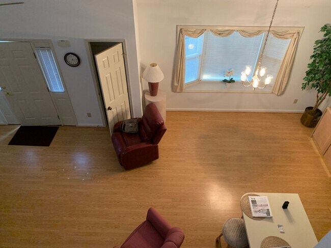 Foto del edificio - 3-Bedroom, 2-Bath Home in Palmwood Estates