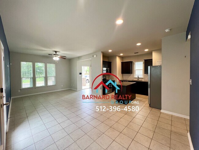 Foto del edificio - Available Now: 2 bed/2 bath in Desirable B...