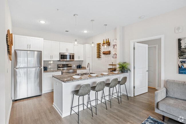 Clipper - 2BR, 2BA - 1,040SF - Dining Area - The Banks at Bridgewater