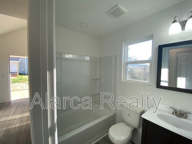 Foto del edificio - 1515 Kimberly Rd