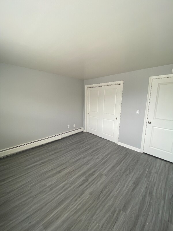 Foto del edificio - 777 Maple Ave