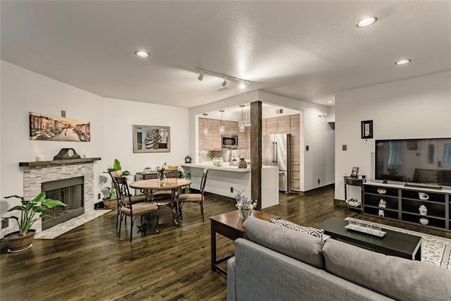 Foto del edificio - 3208 Cole Ave