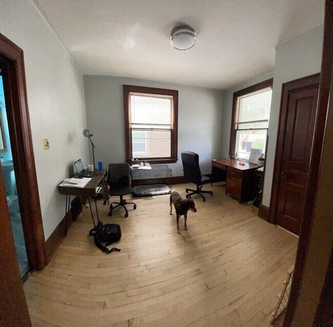 Foto del edificio - 3068 N Fratney St