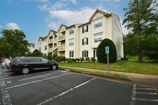 Building Photo - 10998 Koman Cir