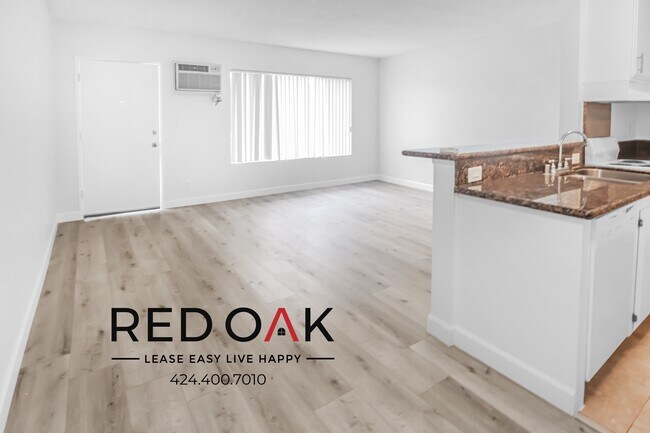 Foto del edificio - 1545 N Bronson Ave