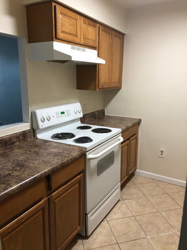 Hilltop Crescent Apartments 49014937 Stenton Ave Philadelphia, PA