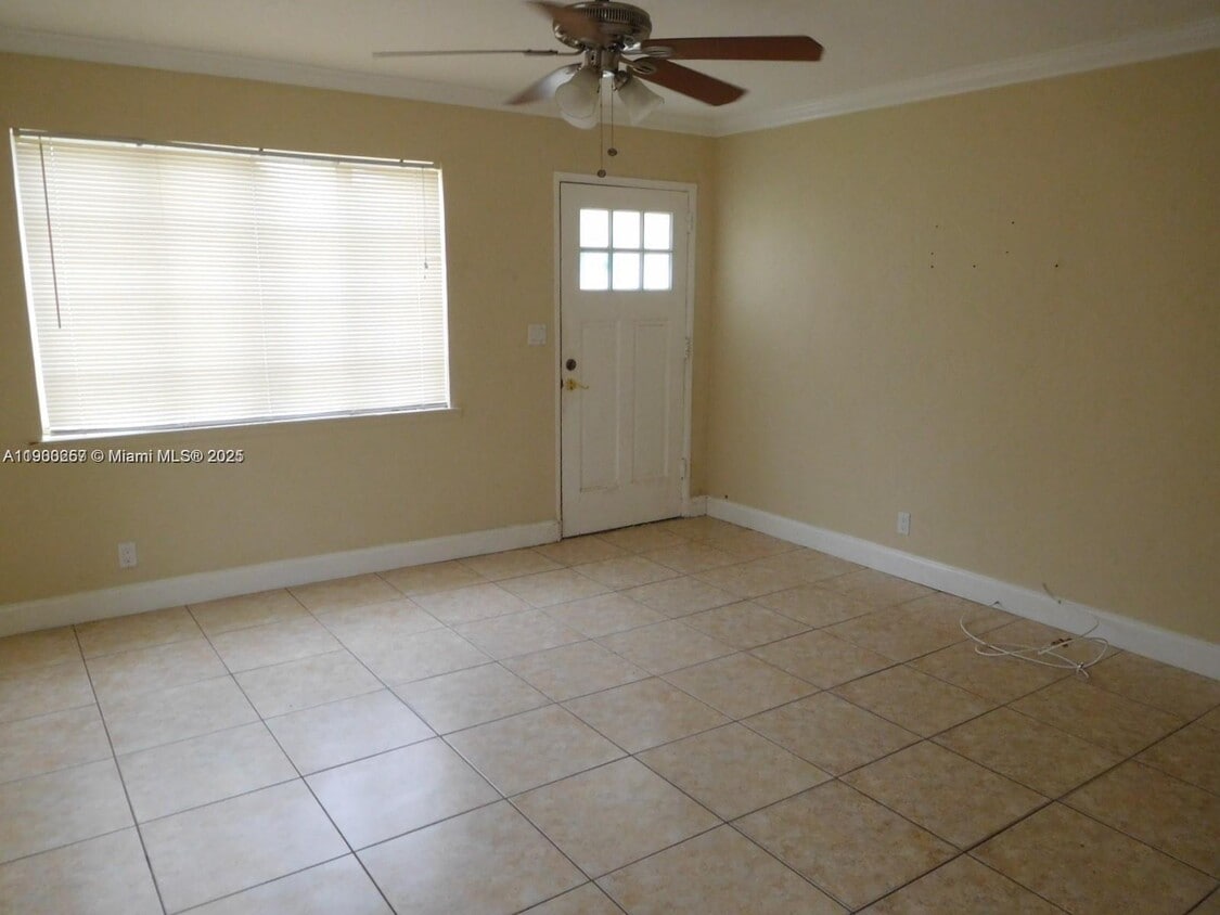 Foto del edificio - 2220 Grant St