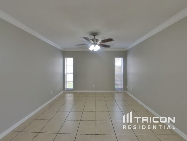 Building Photo - 4513 Cabbage Palm Dr