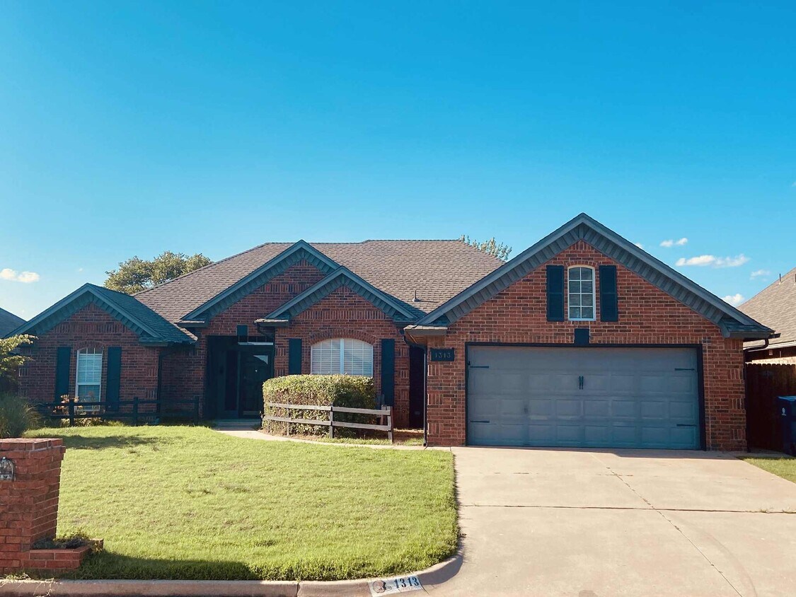 Foto principal - 1313 SW 121st St