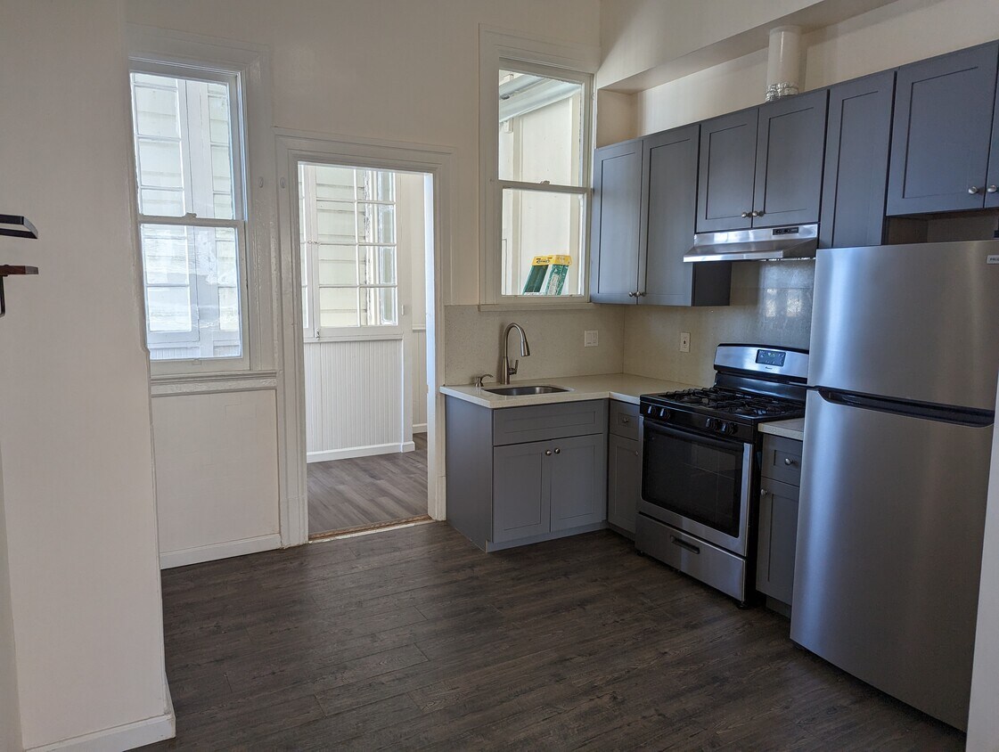 Remodeled Kitchen - 410 Chestnut St