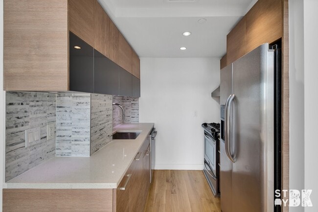 Foto del edificio - 333 Greene Ave