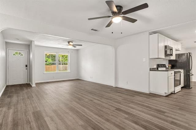 Building Photo - 5705 Saramac Dr