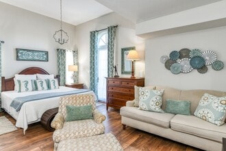 Building Photo - 955 Registry Blvd