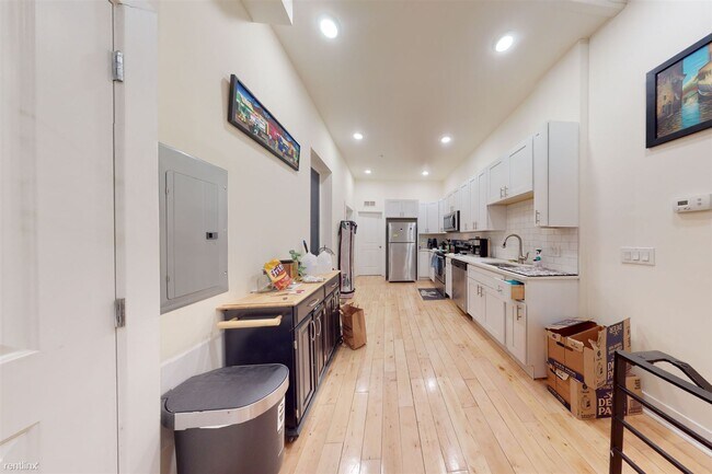 Foto del edificio - 3 br, 3 bath Duplex - 1945 N GRATZ ST Unit A