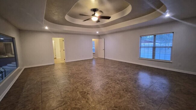 Foto del edificio - 1401 Oriole Ave