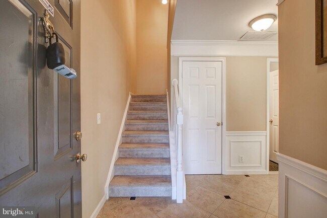 Building Photo - 8165 Bayonet Way