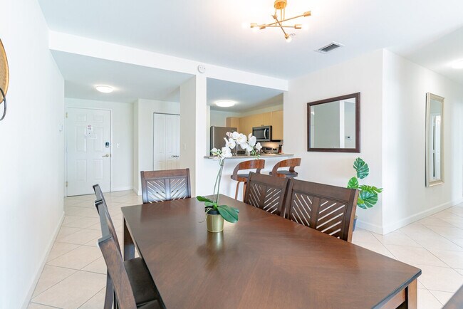 Foto del edificio - 2280 SW 32nd Ave