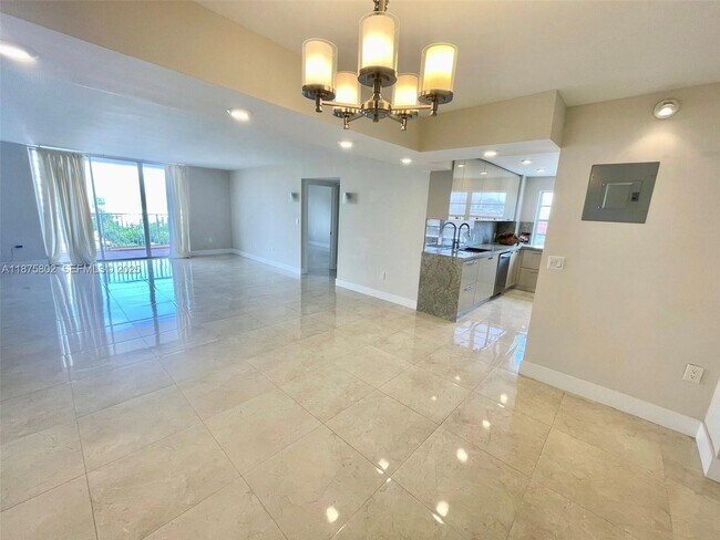 Foto del edificio - 2851 NE 183rd St