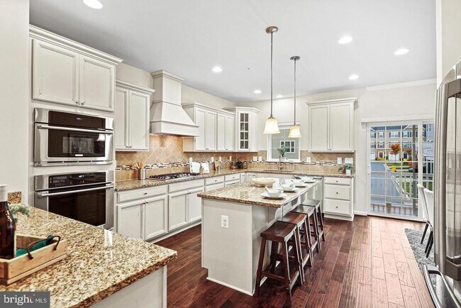 Foto del edificio - 1316 Hawthorn Dr