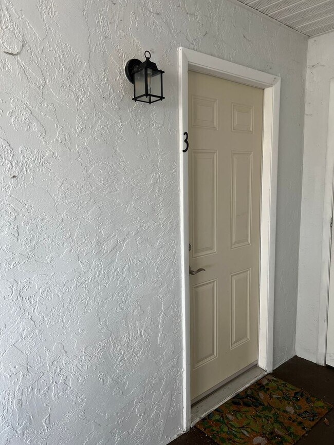 Foto del edificio - El Jobean Apartment