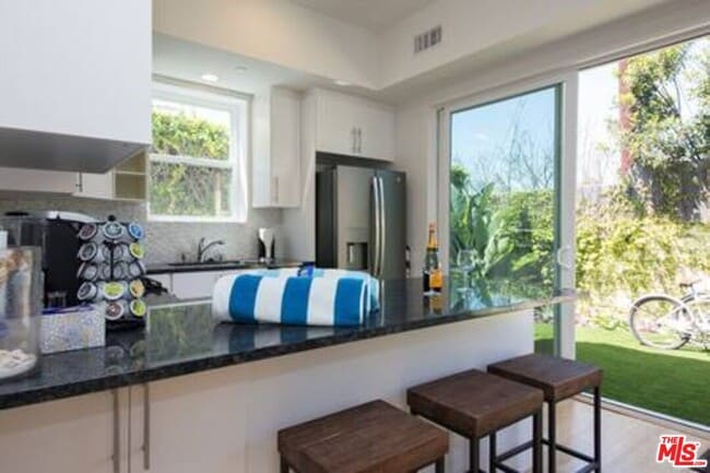 Foto del edificio - 7445 W 81st St
