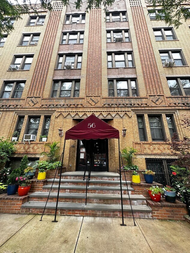 Primary Photo - 56 Glenwood Ave