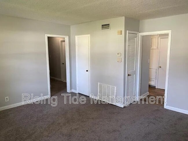 Building Photo - 424 Grant St