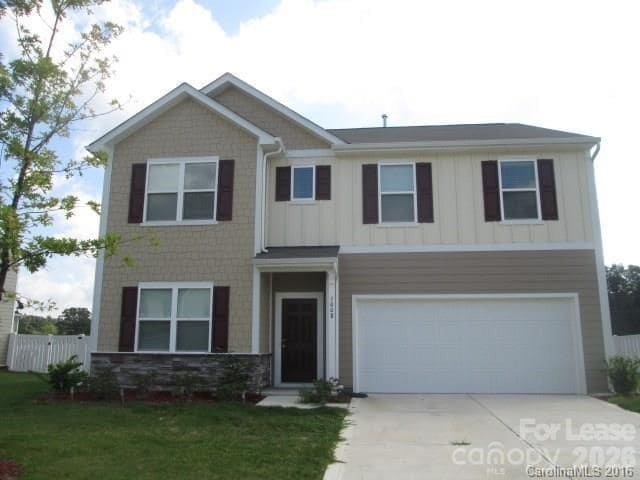 Building Photo - 1008 Perennial Ln
