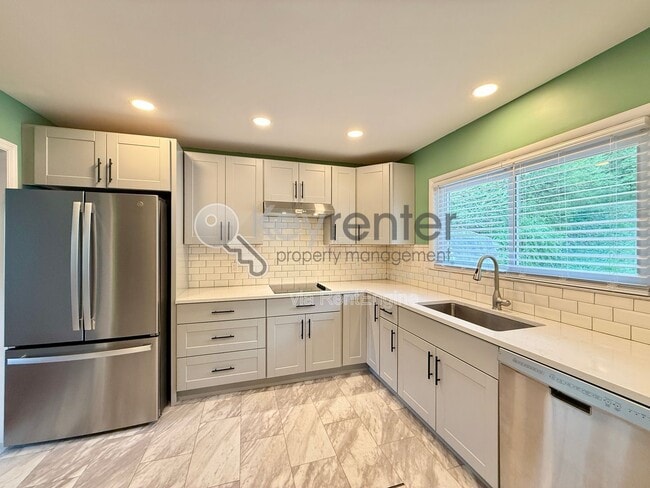 Photo - 3641 Thrushwood Dr House