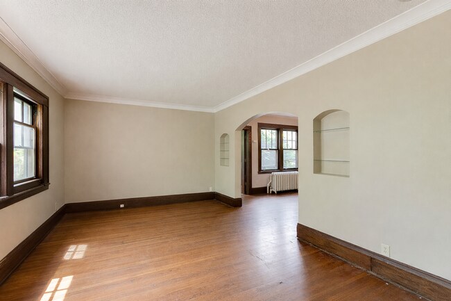 Building Photo - 1517 Fairmount Ave