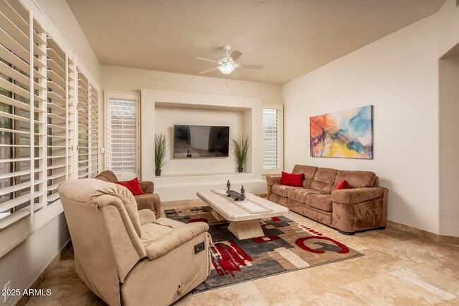 Foto del edificio - 22349 N 76th Pl